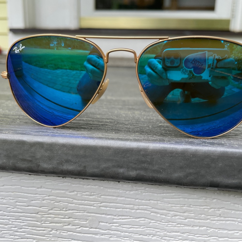 Ray-Ban Aviator Classic- gold with green/blue lenses
